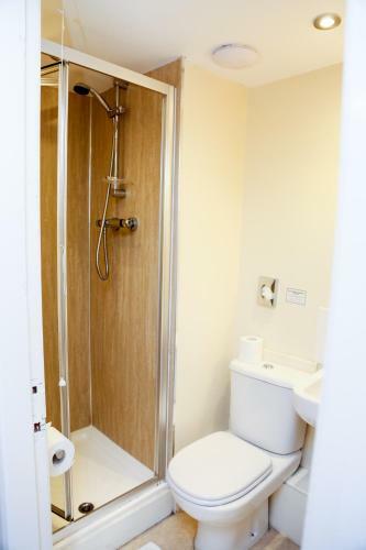Hostal Riviera Guesthouse