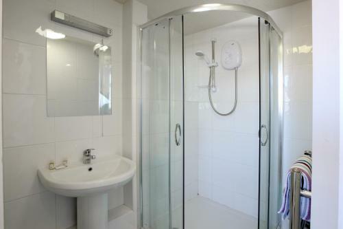 Hostal Beach House