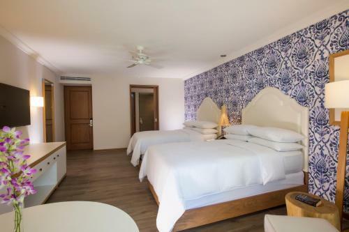 Hotel Hilton Puerto Vallarta Resort