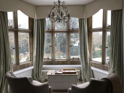 Bed & Breakfast B And B At Witney House