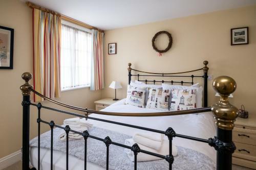 Ogilvie Lodge Apartment