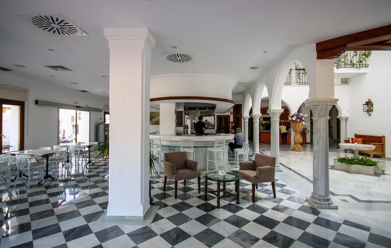 Hotel Do�a Lola Zahara