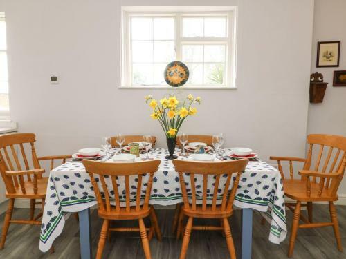 Tick Tock Cottage, Sturminster Newton