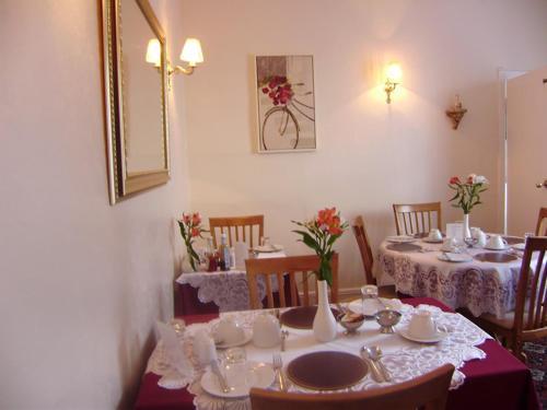 Bed & Breakfast Ellenborough House
