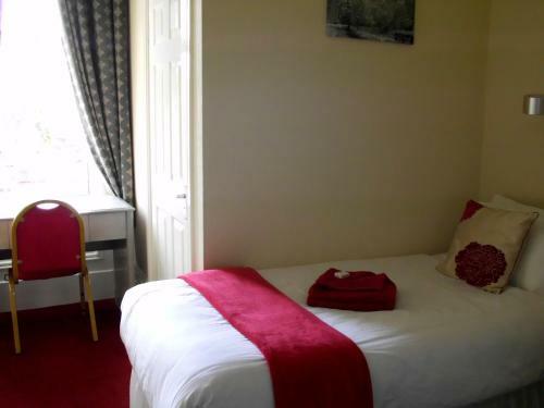 Hotel Salfordian