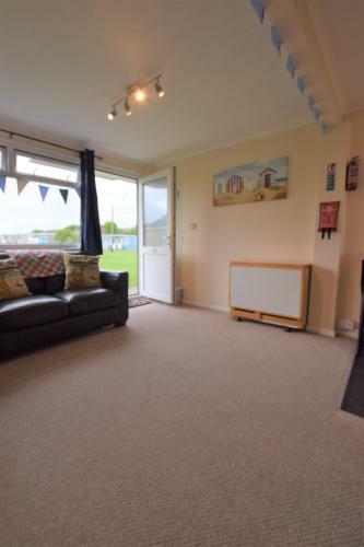 44 Sandown Bay Holiday Centre