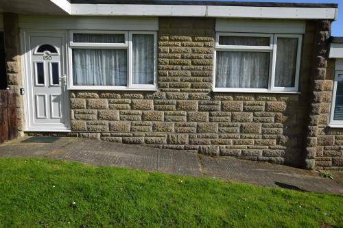 150 Sandown Bay Holiday Centre
