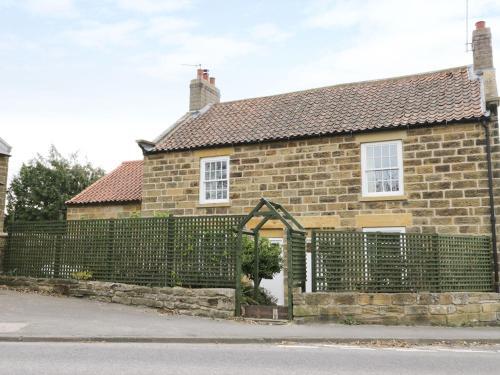 2 Church Cottages, Scarborough