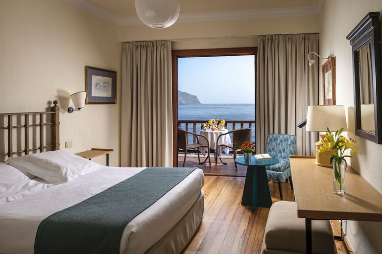 Hotel Parador De El Hierro