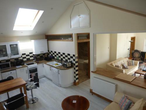 Strand Apartment