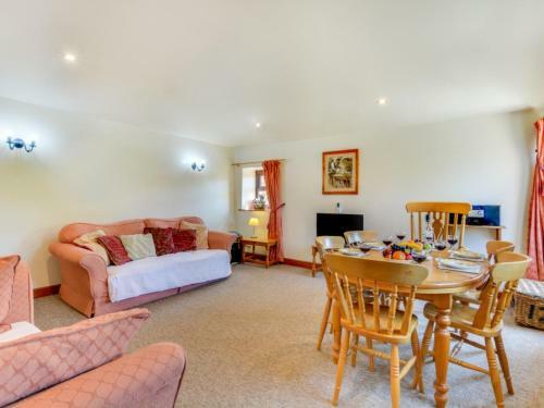 Holiday Home Hardhorn Shippon