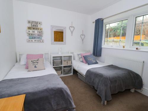 The Bungalow, Pwllheli