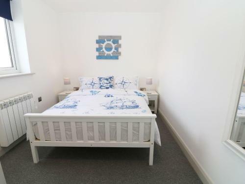 21 Llwyn Gwalch Estate, Pwllheli