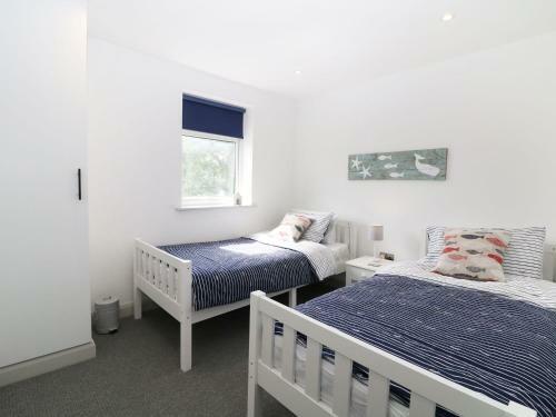 21 Llwyn Gwalch Estate, Pwllheli