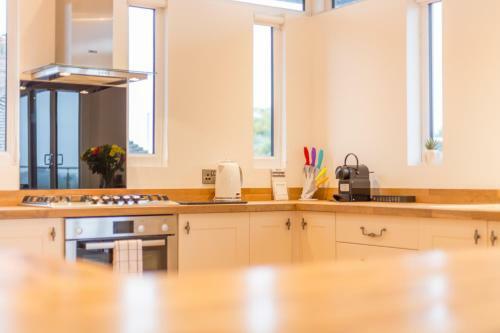 Razia Apartments