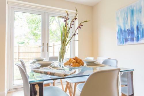 Razia Apartments
