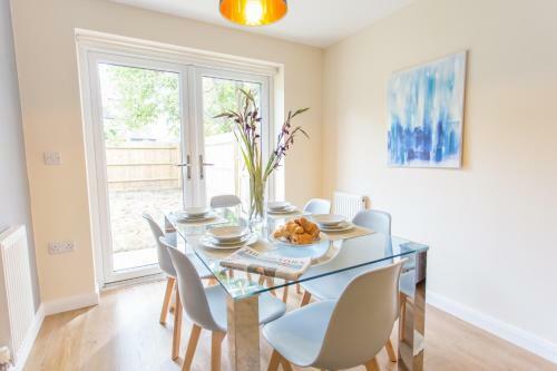Razia Apartments