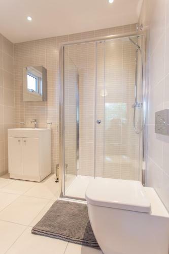 Razia Apartments