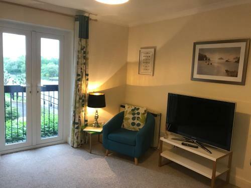 Quarters - Church Road Apartment