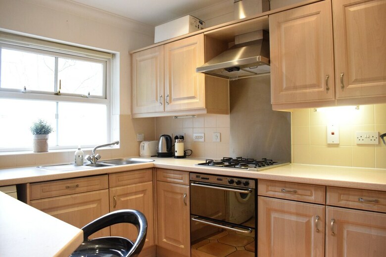 4 Bedroom Apartment With Garden