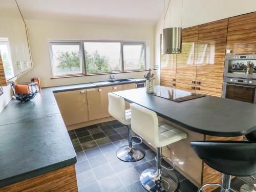 Elm Cottage, Carmarthen