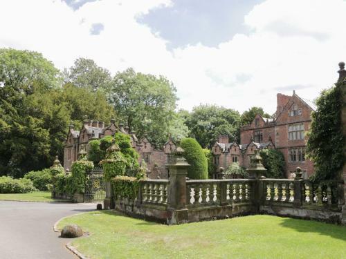 Redwood Cottage, Nantwich