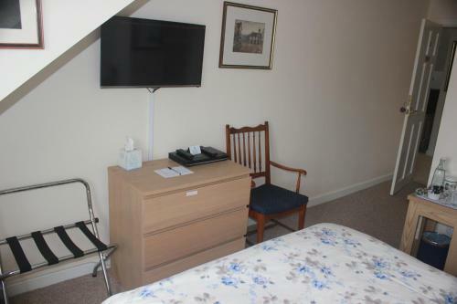 Bed & Breakfast Summat Else B & B