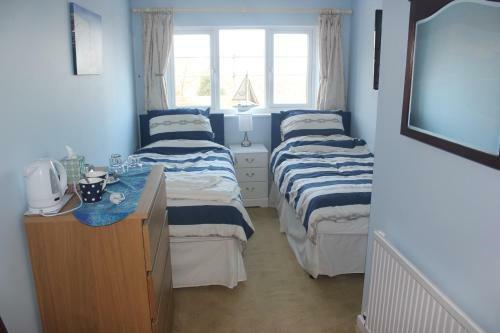 Bed & Breakfast Summat Else B & B