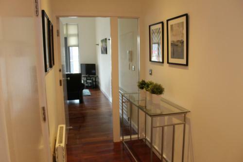 Apartamento Week2week Spacious 2 Bedroom Flat Newcastle Uk