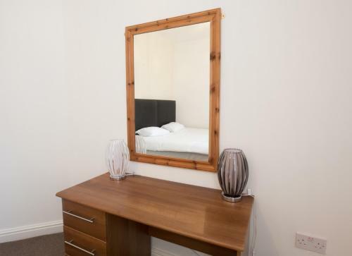 Holmes & Hunters - Bentinck Road Apartments