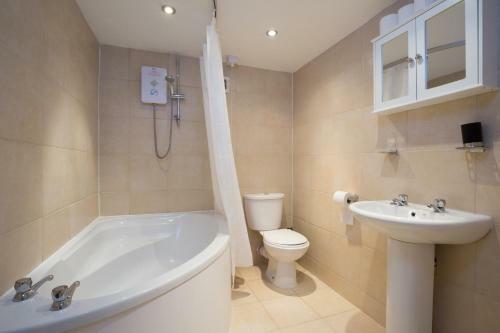 Holmes & Hunters - Bentinck Road Apartments