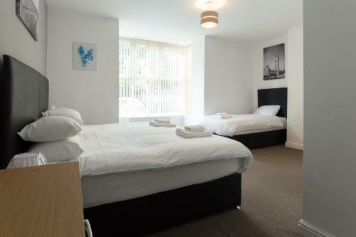 Holmes & Hunters - Bentinck Road Apartments