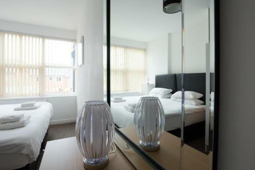 Holmes & Hunters - Bentinck Road Apartments