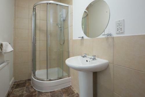Holmes & Hunters - Bentinck Road Apartments