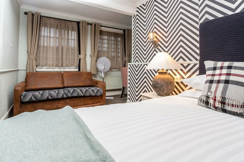 Hotel The White Hart Newmarket By Marston's Inns