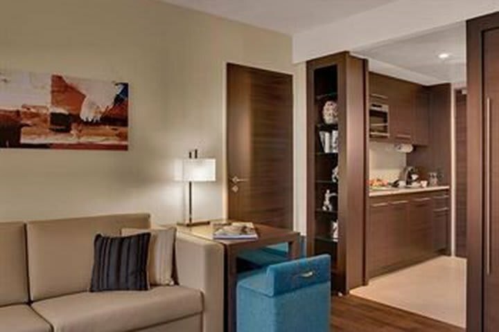 Hotel Courtyard By Marriott Munich City East