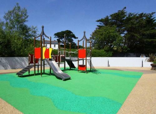 Hill Side View - Families & Couples Only