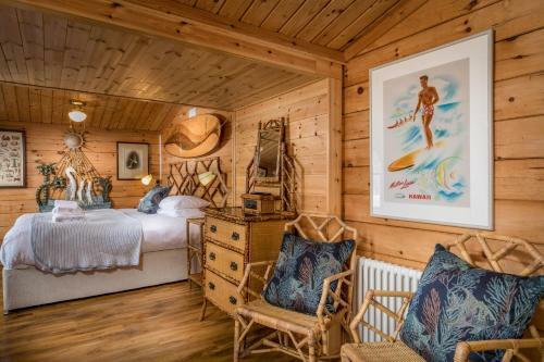 Bed & Breakfast Tolcarne Beach Colonial Restaurant And Rooms