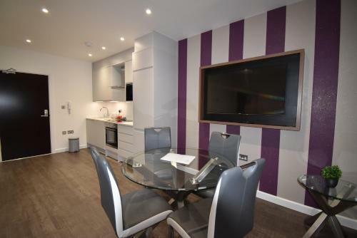 Shortletting By Centro Apartments Milburn House - Mk