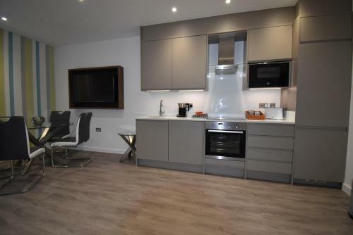 Shortletting By Centro Apartments Milburn House - Mk