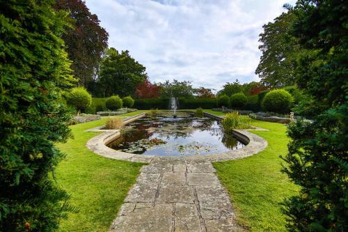 Hotel De Vere Horwood Estate