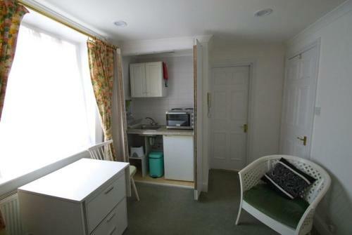 Stay-in Apartments Queensway