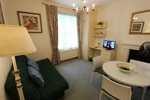 Stay-in Apartments Queensway