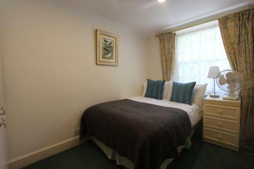 Stay-in Apartments Queensway
