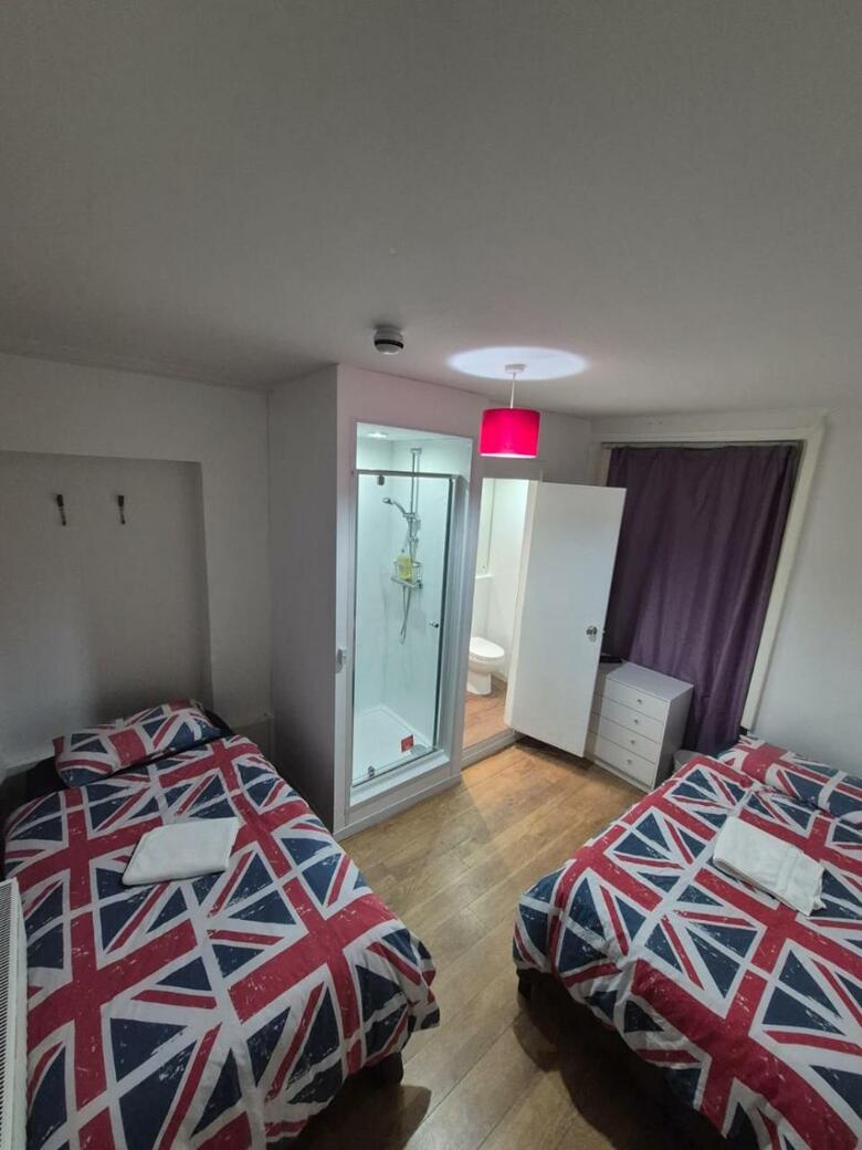 Albergue Saint James Backpackers