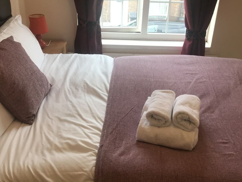 Hostal Tavistock House