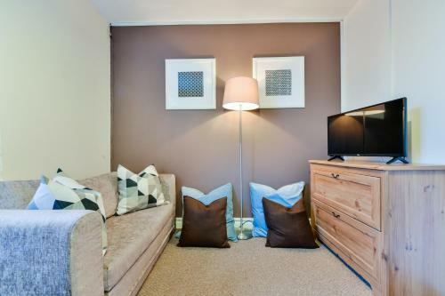 Fmp Apartments