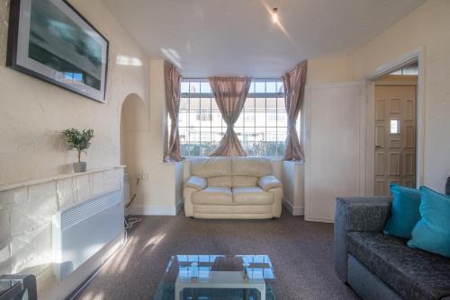 Apartamento Two Bedroom Fully Serviced House