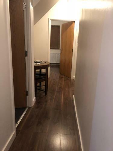 Russell Street Apartment