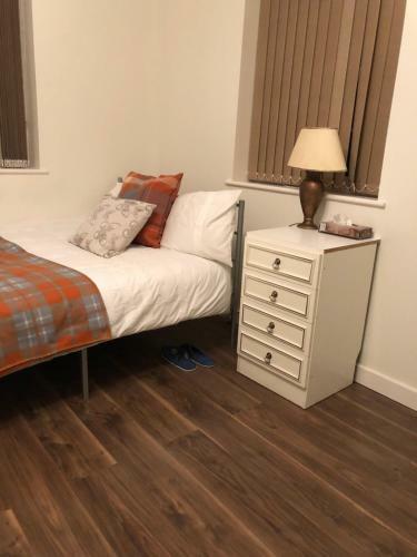 Russell Street Apartment